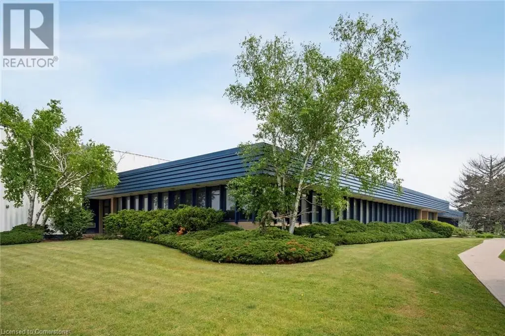 4445 Fairview Street, Burlington